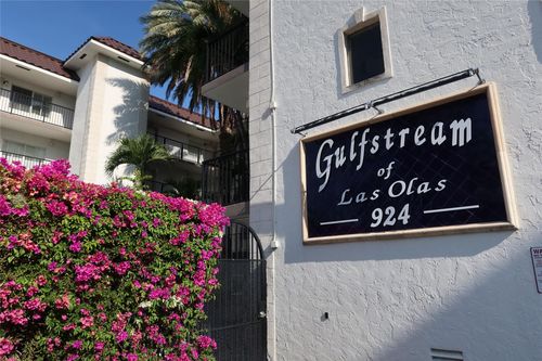 apt-17-924 Se 2nd St, Fort Lauderdale, FL, 33301-3617 | Card Image
