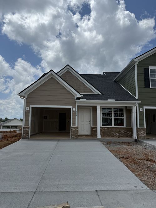 105 Coleson Ln, Pleasant View, TN, 37146 | Card Image