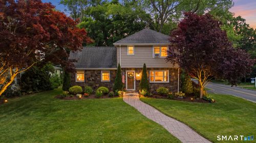 2 Stephen Street, Manchester, CT, 06040 | Card Image