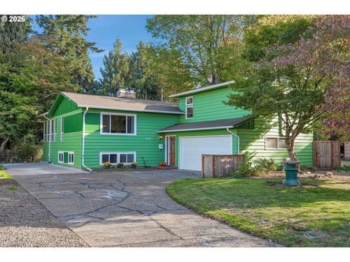 4892 Se Fieldcrest Dr, Milwaukie, OR, 97222 | Card Image