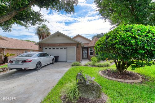 38 Old Macon Dr, ORMOND BEACH, FL, 32174-9029 | Card Image