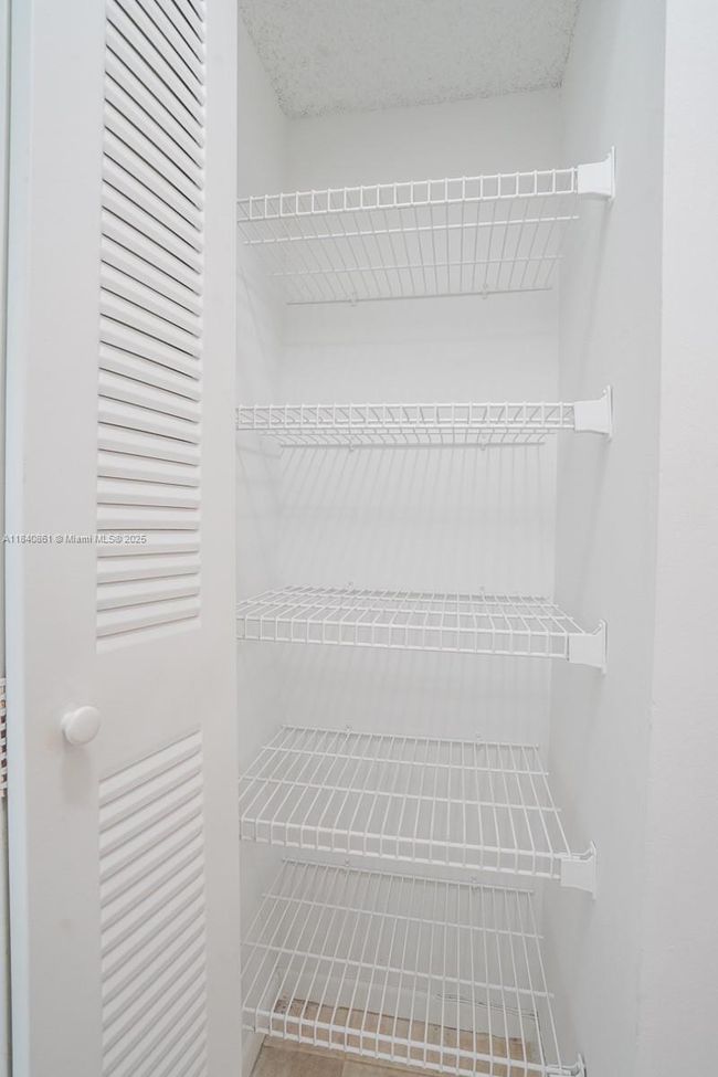 APT-304 - 9033 Wiles Rd, Condo with 2 bedrooms, 2 bathrooms and null parking in Coral Springs FL | Image 11