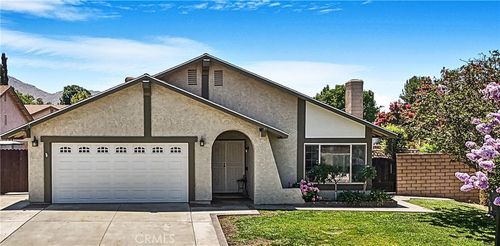 22361 Raven Way, Grand Terrace, CA, 92313-6027 | Card Image