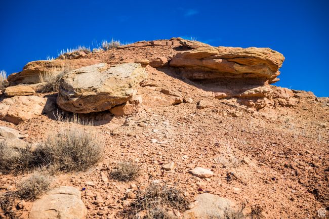 View of mountain feature | Image 15