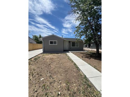 6751 Birch St, Commerce City, CO, 80022-2390 | Card Image