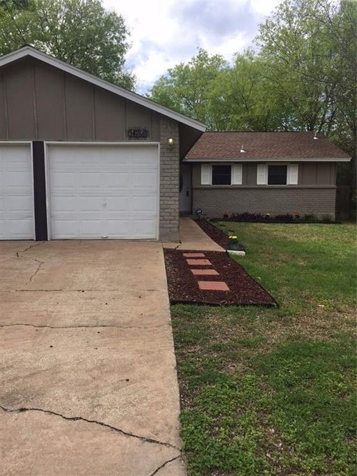 1658 Chippeway Ln, Austin, TX, 78745-3723 | Card Image