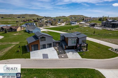 5 St Andrews Ln, Sheridan, WY, 82801-8732 | Card Image