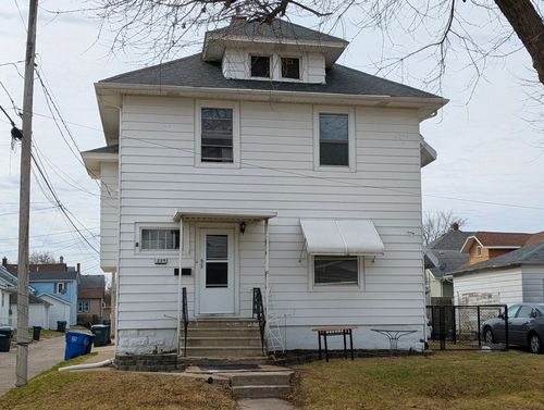 239 W Hayes St, Davenport, IA, 52803-1508 | Card Image
