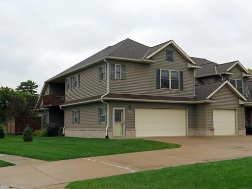 710 Serenity Ct, Decorah, IA, 52101-1565 | Card Image