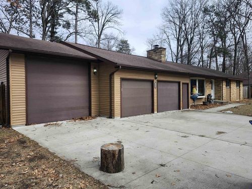 5526 Ellis Street Street, HULL, WI, 54481 | Card Image