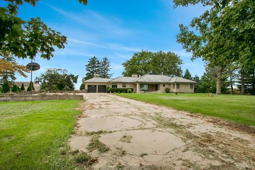 3255 E 12th Road, Ottawa, IL, 61350 | Card Image