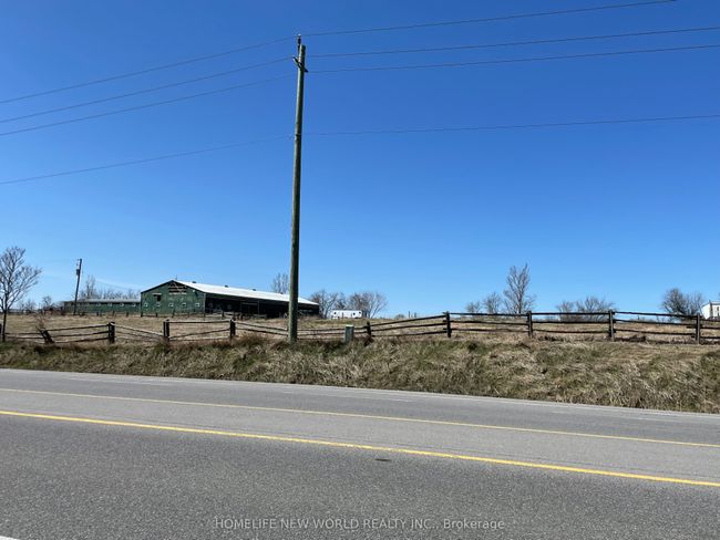 5096 Bloomington Rd, Home with 3 bedrooms, 3 bathrooms and 8 parking in Stouffville ON | Image 4