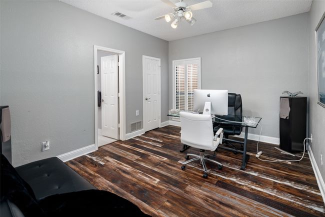 4315 Creekmeadow Dr, House other with 4 bedrooms, 3 bathrooms and null parking in Dallas TX | Image 28