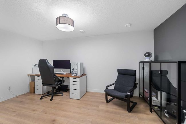 2213 77 Street Sw, Townhouse with 2 bedrooms, 3 bathrooms and 2 parking in Calgary AB | Image 43
