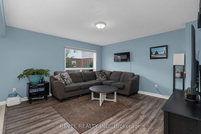 36 - 800 W Ridge Blvd, House attached with 3 bedrooms, 3 bathrooms and 1 parking in Orillia ON | Image 6