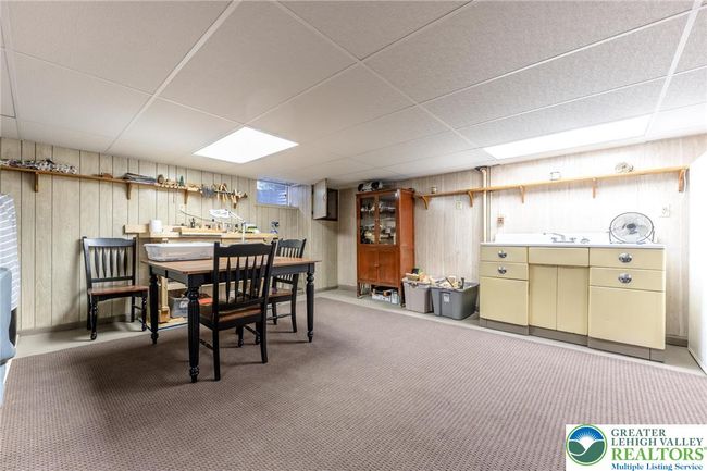 Lower Level Family Room | Image 44