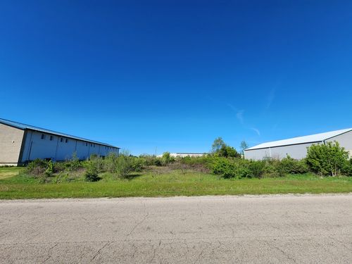 11207 Commercial St, Richmond, IL, 60071-9651 | Card Image