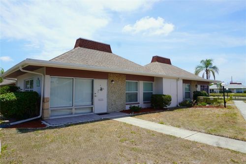 e-4330 Tahitian Gardens Cir, HOLIDAY, FL, 34691-3716 | Card Image