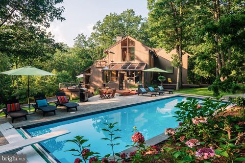 725 Laurel Ridge Rd, Reinholds, PA, 17569-9578 | Card Image