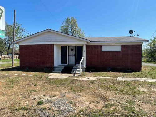 910 N Buerkle St, Stuttgart, AR, 72160-2502 | Card Image