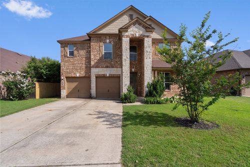 607 Yosemite Trl, Taylor, TX, 76574-7028 | Card Image