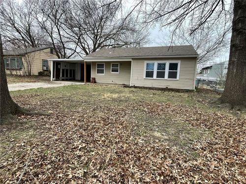 2508 Moundview Dr, Lawrence, KS, 66049-2533 | Card Image