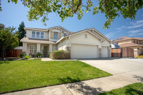 5600 Stonehaven Dr, Marysville, CA, 95901-8324 | Card Image