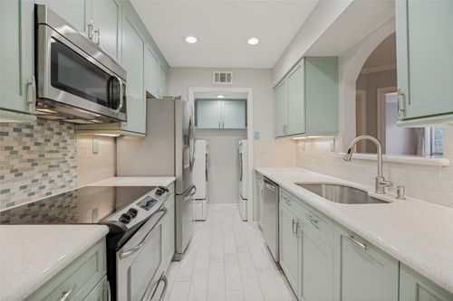 263-16301 Ledgemont Ln, Addison, TX, 75001-6215 | Card Image