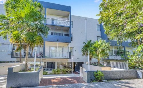 apt-228-16750 Ne 10th Ave, North Miami Beach, FL, 33162-2672 | Card Image