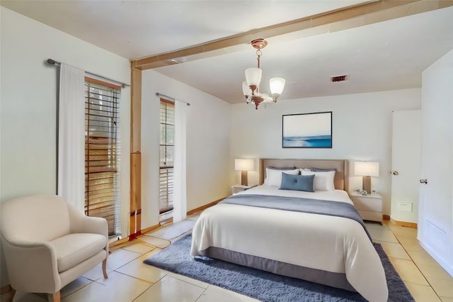 11055 Vailview Dr, House other with 3 bedrooms, 2 bathrooms and null parking in Houston TX | Image 11