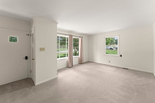 307 Mary Sharp Dr, House other with 3 bedrooms, 2 bathrooms and 2 parking in Decherd TN | Image 6