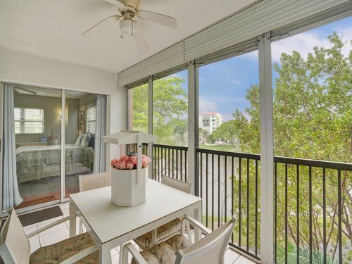 401-2208 S Cypress Bend Dr, Pompano Beach, FL, 33069-5601 | Card Image