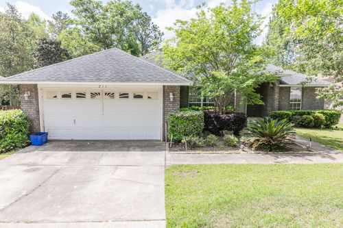 211 Foxchase Way, Crestview, FL, 32536-5440 | Card Image