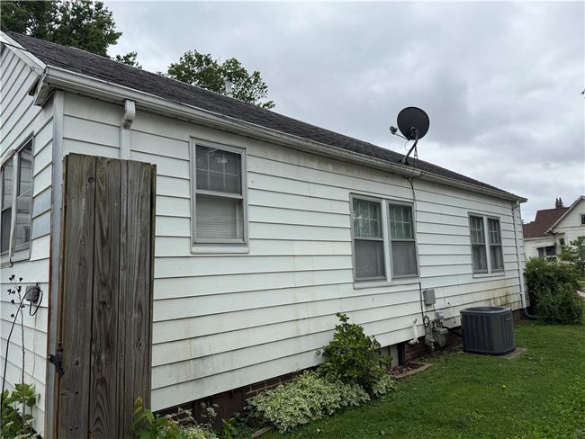 706 Douglas St, House other with 2 bedrooms, 1 bathrooms and null parking in Paris IL | Image 16
