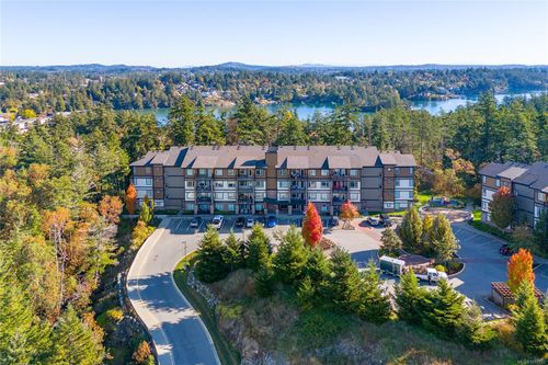 201-290 Wilfert Rd, Victoria, BC, V9C0H6 | Card Image