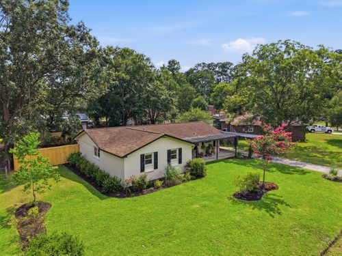 7747 Ovaldale Dr, North Charleston, SC, 29418-3242 | Card Image