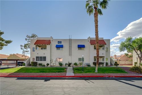 136-101 Luna Way, Las Vegas, NV, 89145 | Card Image