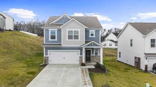 304 Razzle Dr, Smyrna, TN, 37167-9803 | Card Image