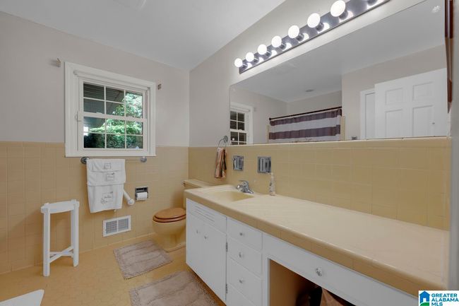 2724 Southview Ter, House other with 3 bedrooms, 2 bathrooms and null parking in VESTAVIA HILLS AL | Image 17