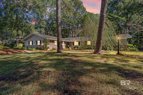 109 Conway Dr W, Mobile, AL, 36608-1740 | Card Image