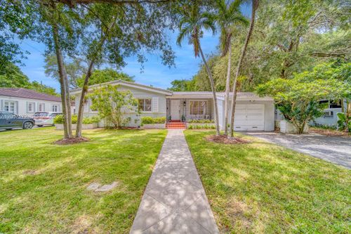 1116 Almeria Ave, Coral Gables, FL, 33134-5504 | Card Image