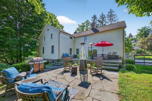 35 Everett Rd, Campbell Hall, NY, 10916-2002 | Card Image