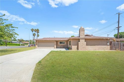 2174 W Monroe St, Banning, CA, 92220 | Card Image