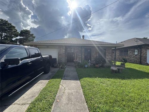 4201 Colorado Ave, Kenner, LA, 70065-1321 | Card Image