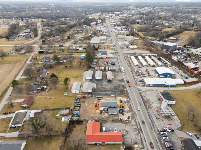 457 N Broadway, Home with 0 bedrooms, 0 bathrooms and null parking in Portland TN | Image 7
