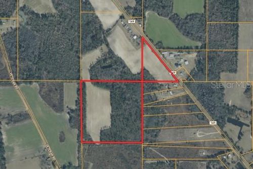 3835 Peanut Rd, Cottondale, FL, 32431-6821 | Card Image