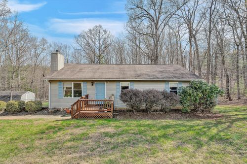 542 Mount Airy Rd, Hardy, VA, 24101-5716 | Card Image