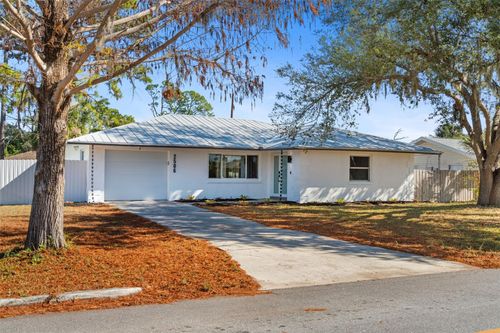 2506 Lakeshore Cir, Port Charlotte, FL, 33952-4116 | Card Image