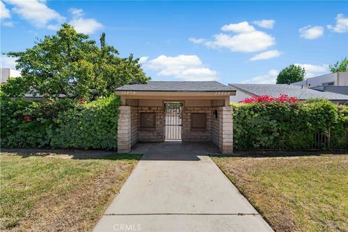 apt-e-15060 Chatsworth St, San Fernando, CA, 91345-2067 | Card Image