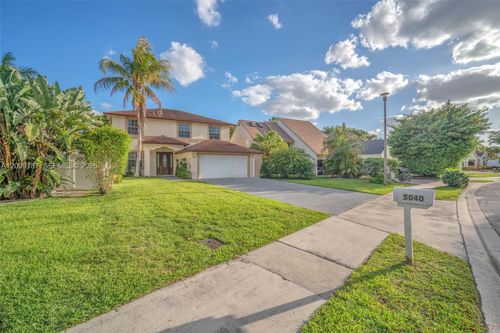 5040 W Willow Pond Rd W, West Palm Beach, FL, 33417 | Card Image